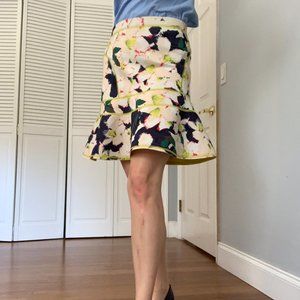 J. Crew Neoprene Floral Flutter Skirt sz 0 EUC